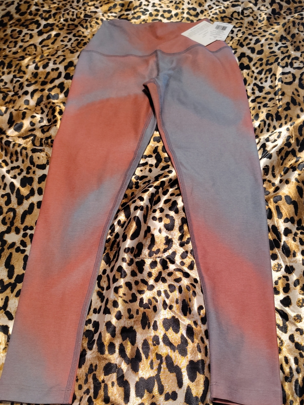 Beyond Yoga Tie-Dye Leggings in Rust & Gray